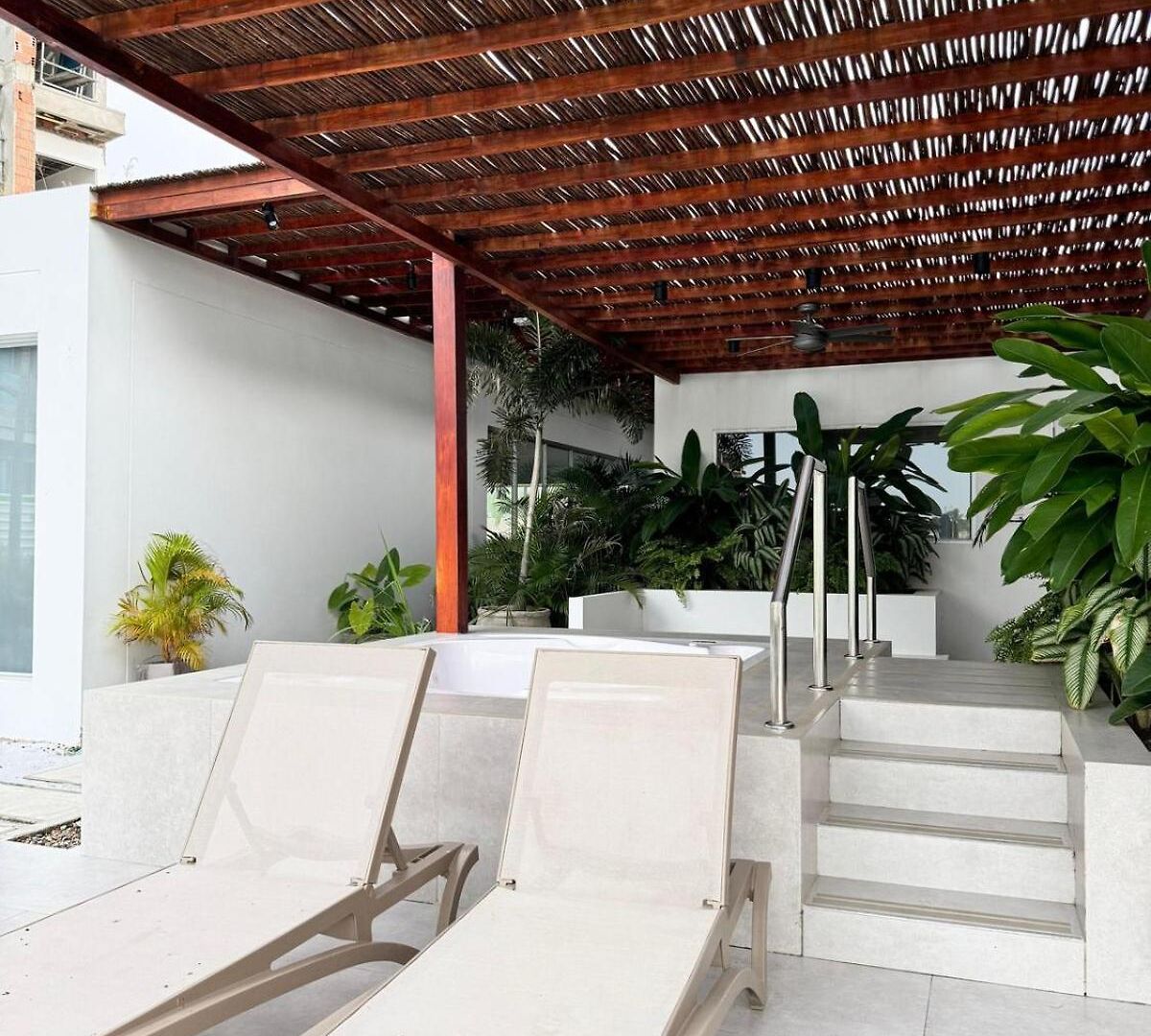 Con Piscina, Playa Y Cerca Aeropuerto De Cartagena