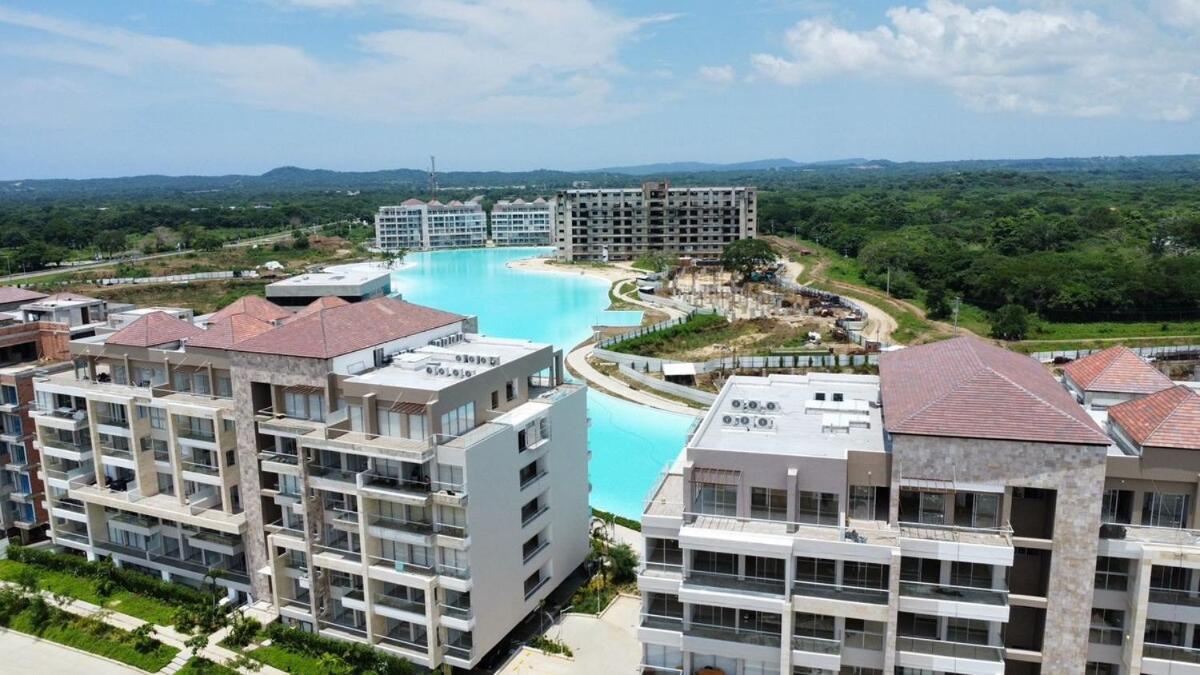 Con Piscina, Playa Y Cerca Aeropuerto De Cartagena