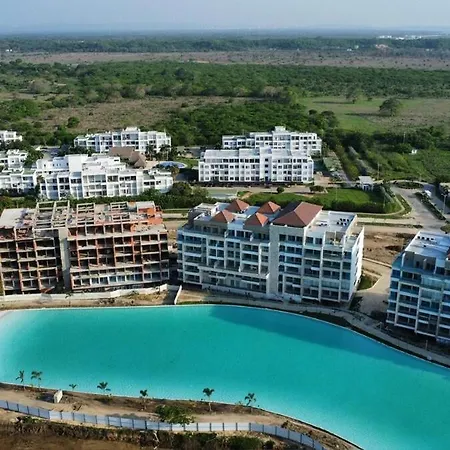 Con Piscina, Playa Y Cerca Aeropuerto De Cartagena